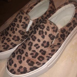 leopard vans